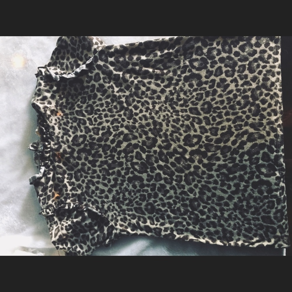 Cheetah print shirt!